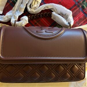 NWT Tory Burch Fleming Convertible Handbag Wine New Gorgeous 🍭 SOLD